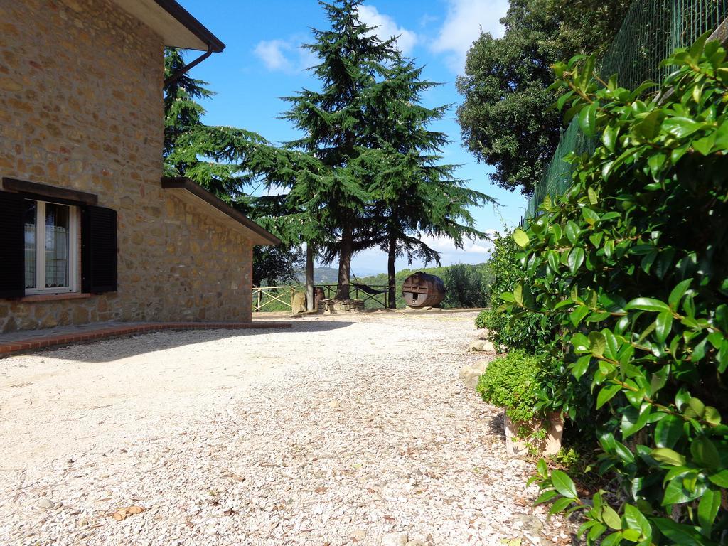 La Corte Dei Banchetti Gualdo Cattaneo Exterior photo